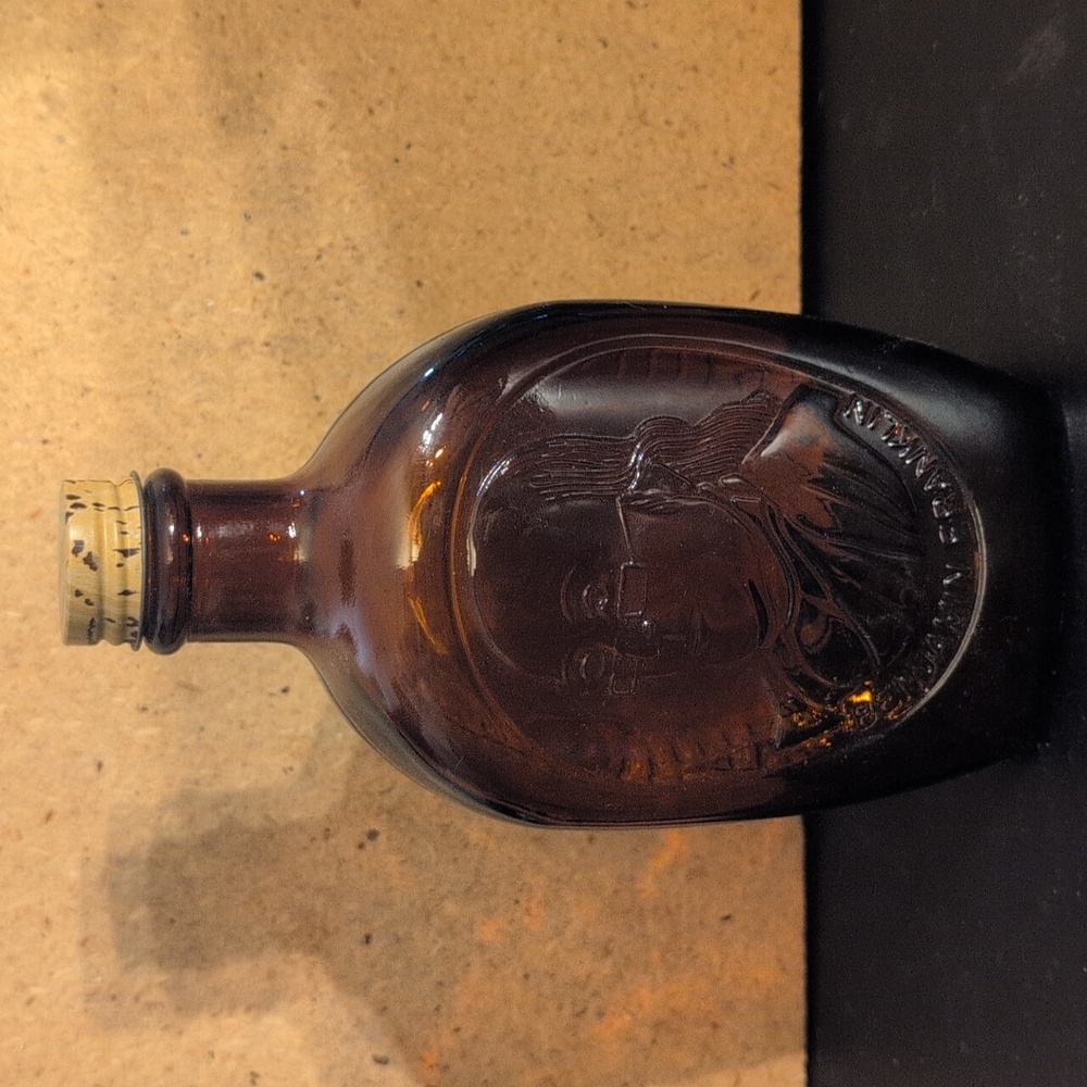 Vintage Benjamin Franklin Log Cabin Syrup Bottle